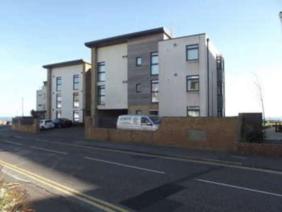 2 bedroom Flat for s...